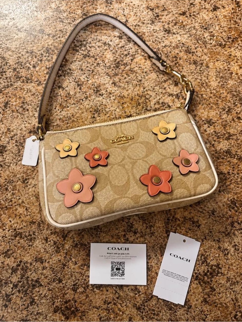 Authentic Coach Floral Signature Bag ๐ธ๐ค